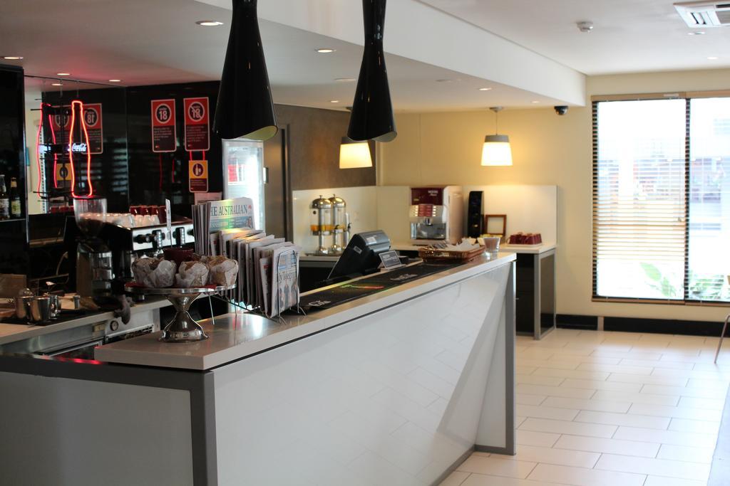 Ibis Newcastle Hotel Екстериор снимка